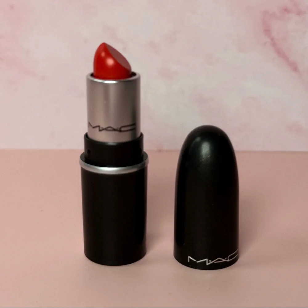 MAC Cosmetics Bold Scarlet Lipstick - Lady Danger